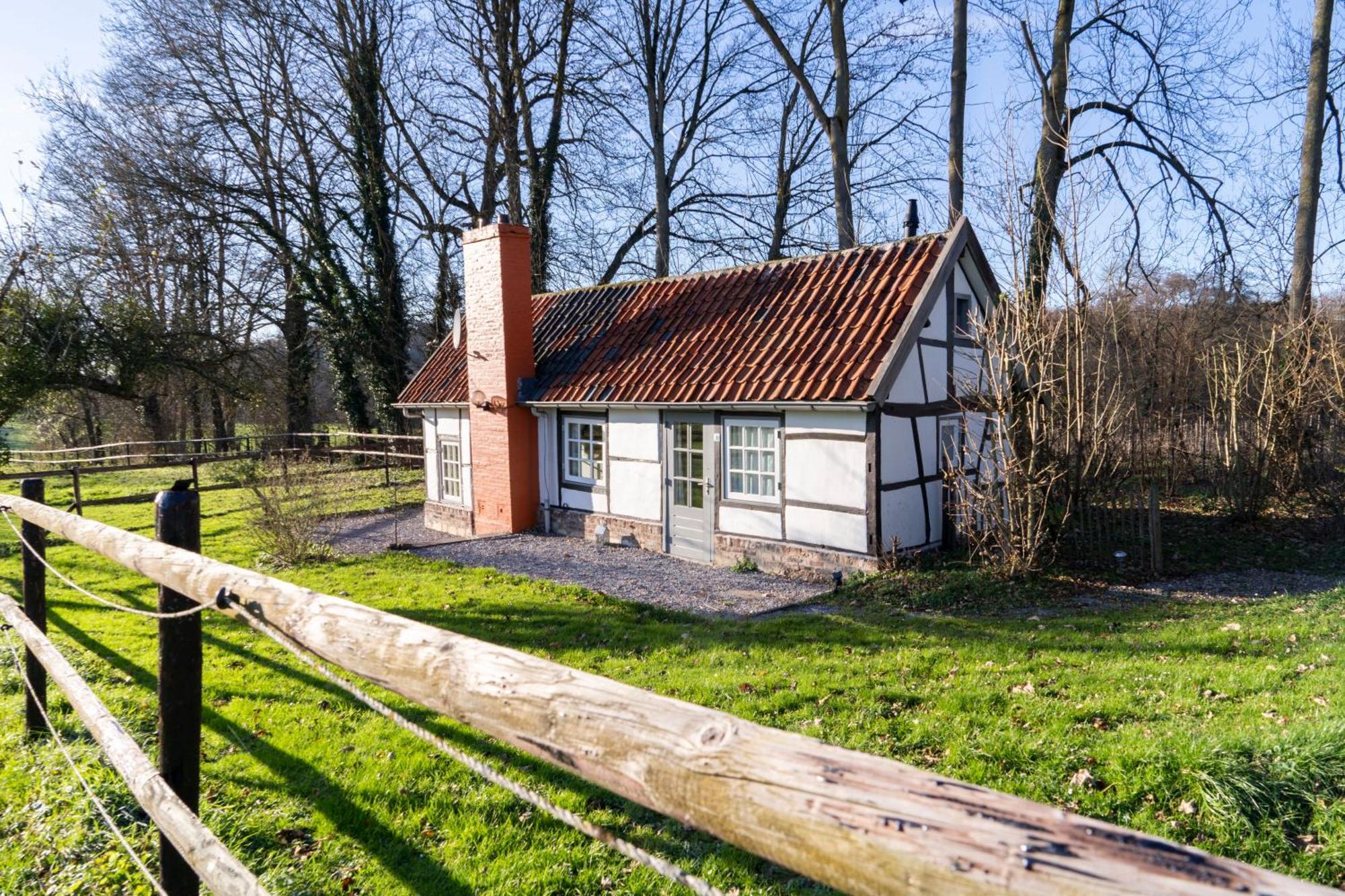 Vakantiewoningen 'Hoeve De Witte Olifant' Норбек Экстерьер фото