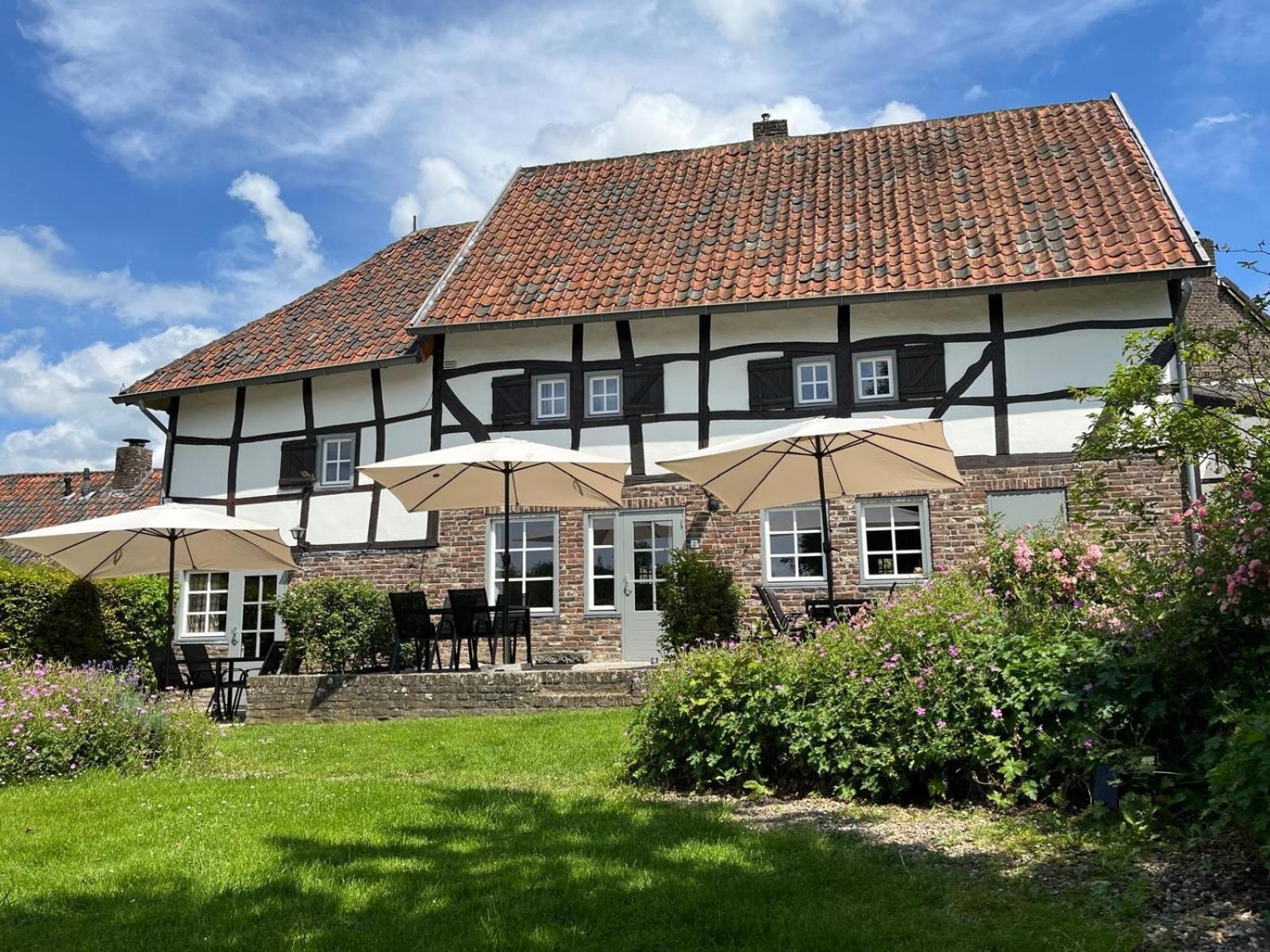 Vakantiewoningen 'Hoeve De Witte Olifant' Норбек Экстерьер фото
